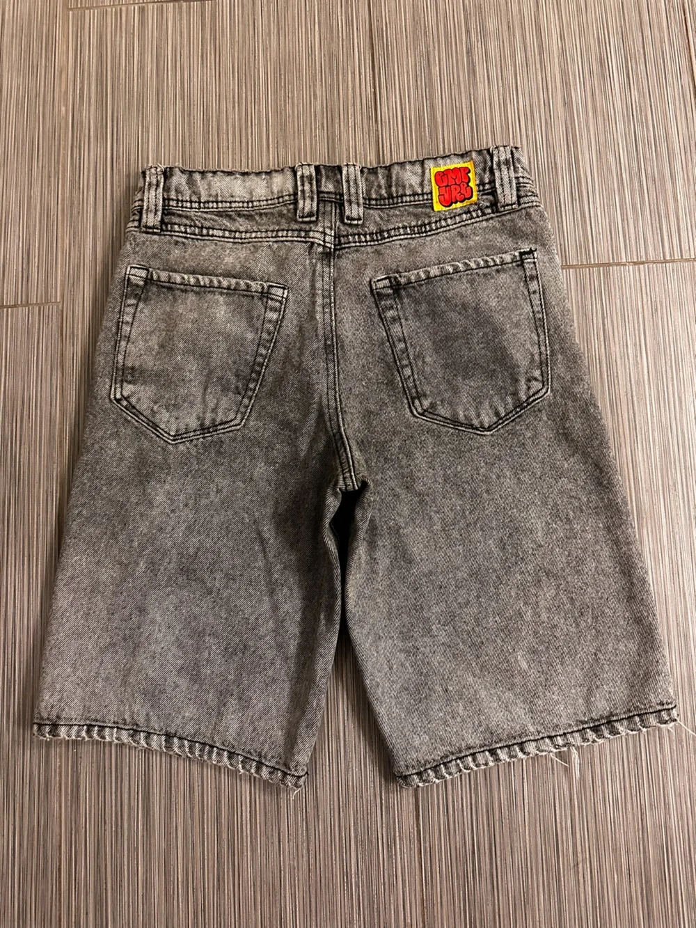Empyre Girls' Gray Washed Denim Jeans